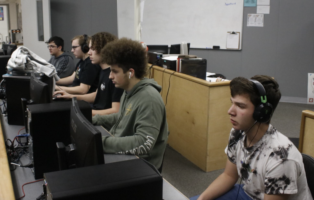 Payette High School Establishes New Gaming Club - Living In the News